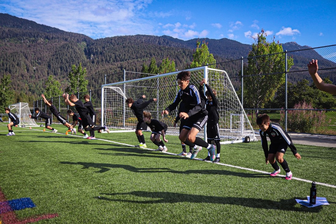 A turf session under the peaks